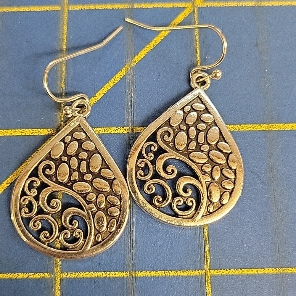 Tear Drop Silver Tone Earrings